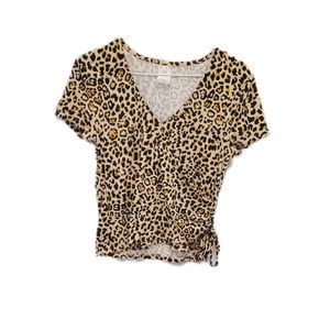No Boundaries cheetah print crop top. Size Large